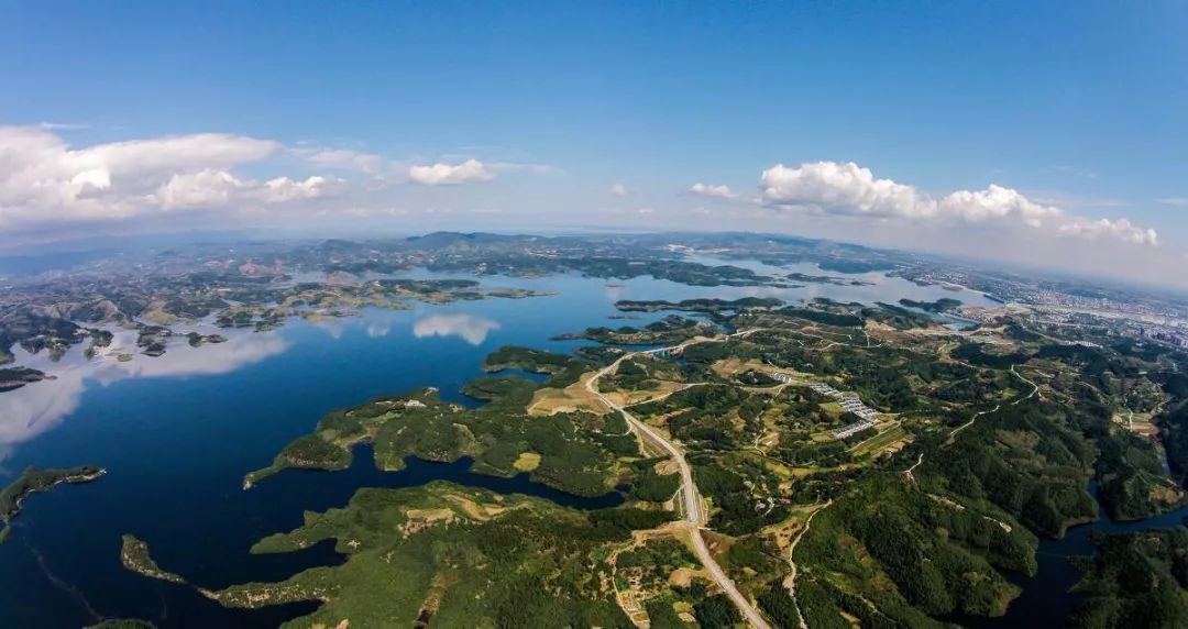 湖北之声，致敬湖北同胞的温馨问候